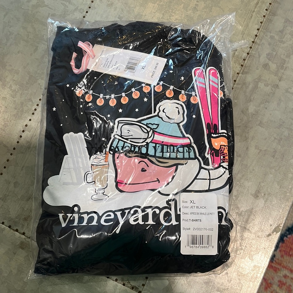 Vineyard Vines, Brand new “Ski” shirt
